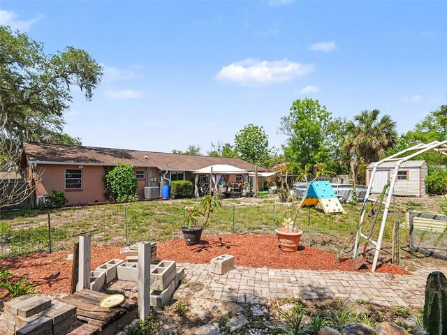 11207 CREEKVIEW DR, Riverview, FL 33569