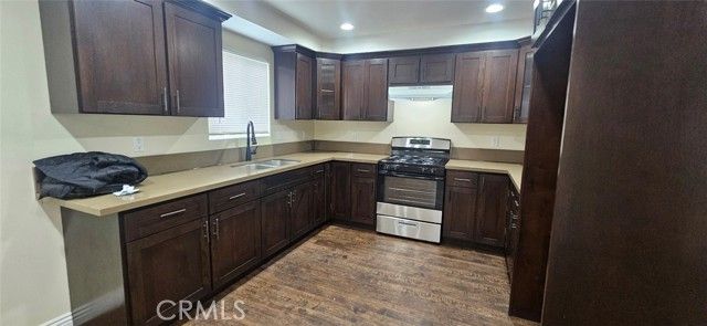 611 E 75th Street, Los Angeles, CA 90001