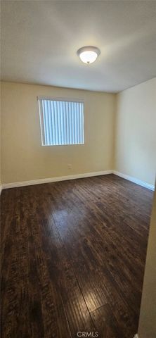 611 E 75th Street, Los Angeles, CA 90001