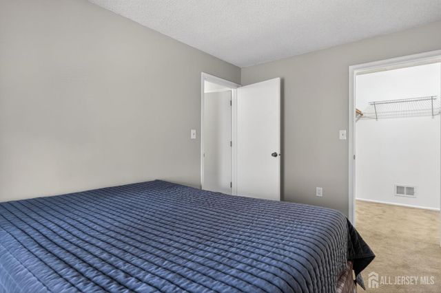 8 Clay Street, North Brunswick, NJ 08902