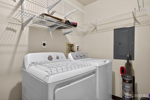 8 Clay Street, North Brunswick, NJ 08902