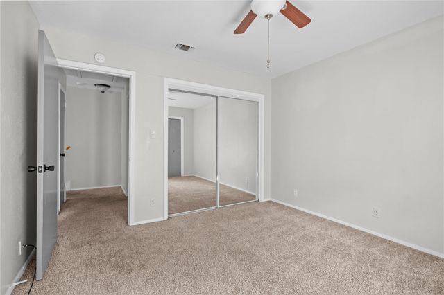 6718 Silvermine DR 302, Austin, TX 78736
