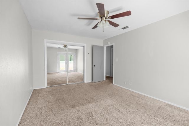 6718 Silvermine DR 302, Austin, TX 78736