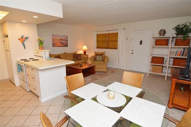 12760 INDIAN ROCKS ROAD 553, Largo, FL 33774