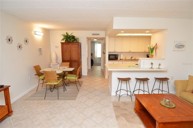 12760 INDIAN ROCKS ROAD 553, Largo, FL 33774