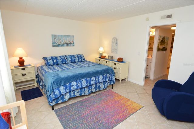 12760 INDIAN ROCKS ROAD 553, Largo, FL 33774