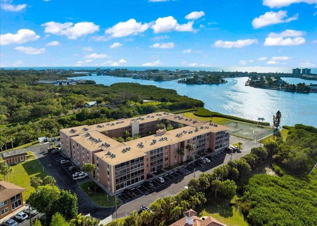 12760 INDIAN ROCKS ROAD 553, Largo, FL 33774