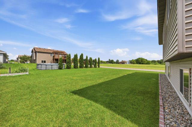 1729 Prairie View Lane NE, Sauk Rapids, MN 56379