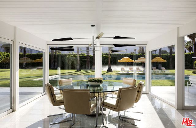 1323 S Driftwood Drive, Palm Springs, CA 92264