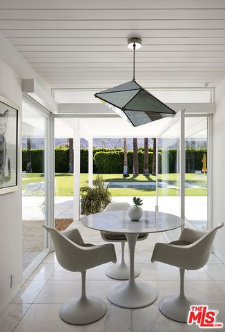 1323 S Driftwood Drive, Palm Springs, CA 92264