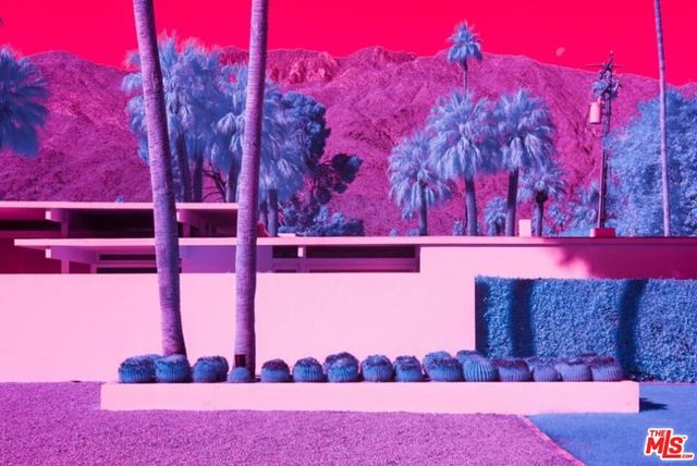 1323 S Driftwood Drive, Palm Springs, CA 92264