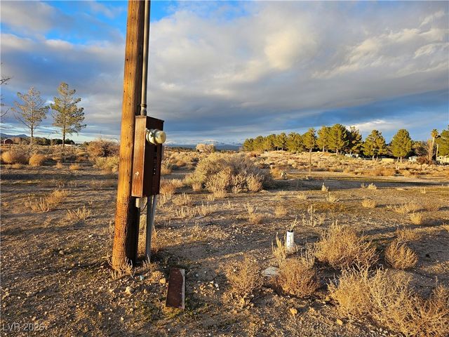 2710 Thousandaire Boulevard, Pahrump, NV 89048