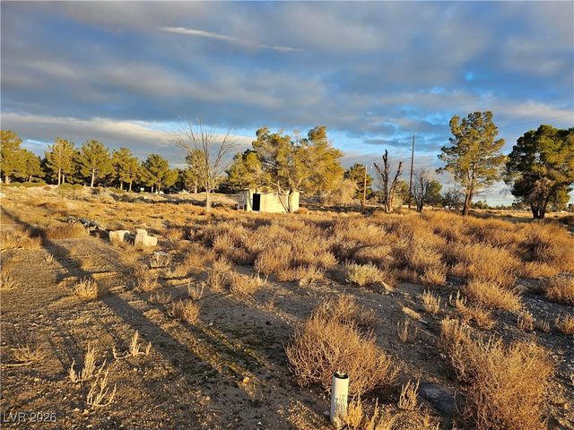 2710 Thousandaire Boulevard, Pahrump, NV 89048