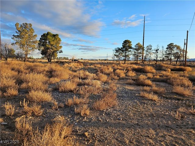 2710 Thousandaire Boulevard, Pahrump, NV 89048