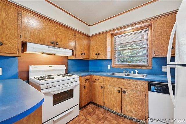 5151 S Madison Avenue, Tulsa, OK 74105