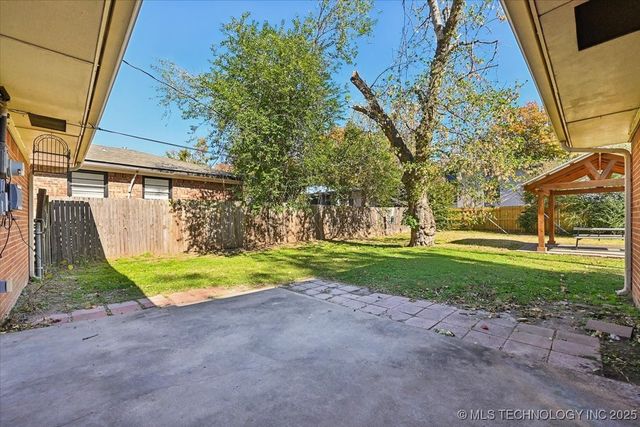 5151 S Madison Avenue, Tulsa, OK 74105