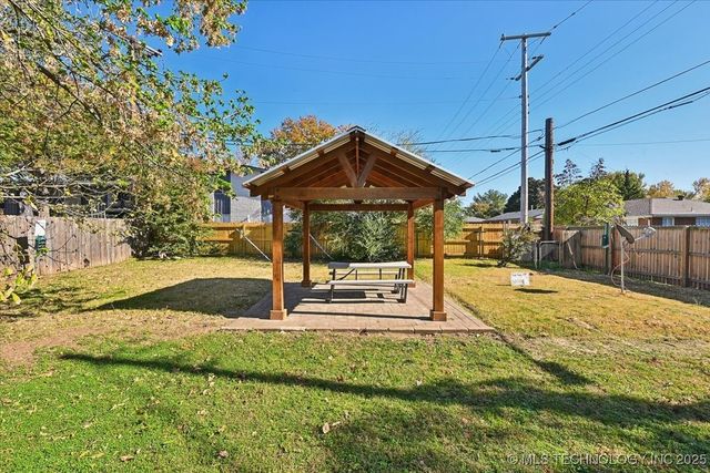 5151 S Madison Avenue, Tulsa, OK 74105