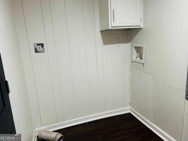 942 Paradise Valley, Cornelia, GA 30531