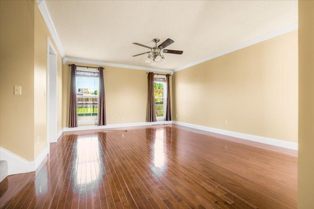 244 Cedar Point Drive, London, KY 40741