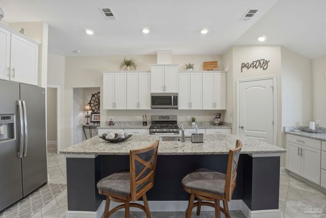 5514 Dunridge Dr, Pace, FL 32571