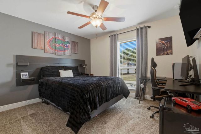 5514 Dunridge Dr, Pace, FL 32571