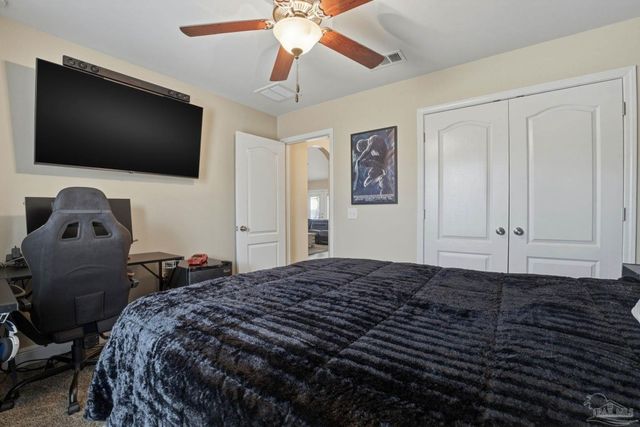 5514 Dunridge Dr, Pace, FL 32571