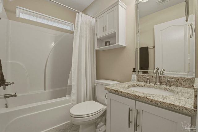 5514 Dunridge Dr, Pace, FL 32571