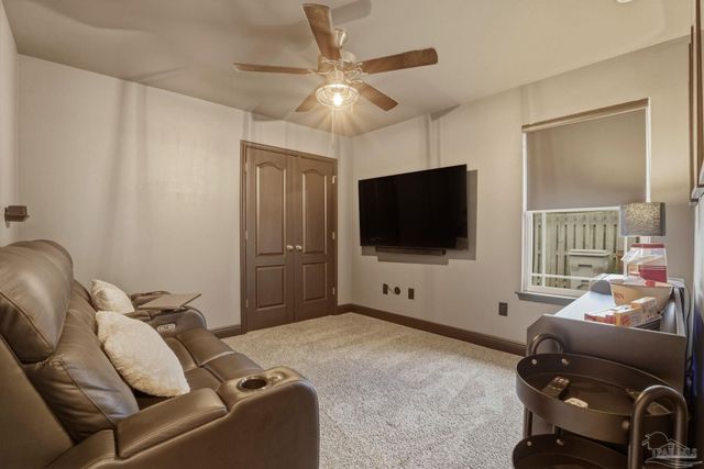 5514 Dunridge Dr, Pace, FL 32571