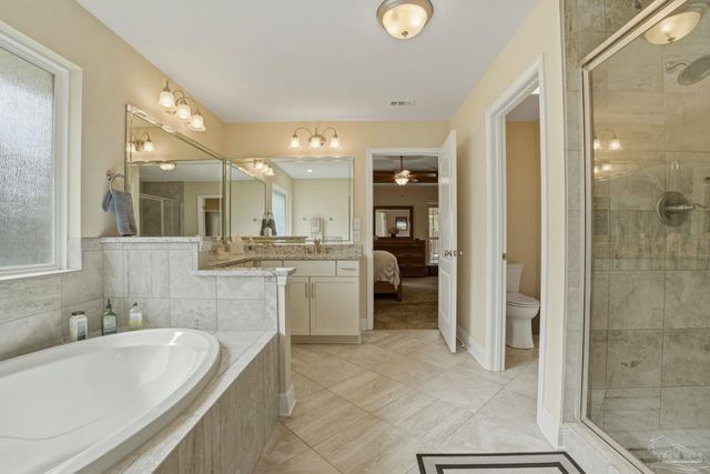 5514 Dunridge Dr, Pace, FL 32571