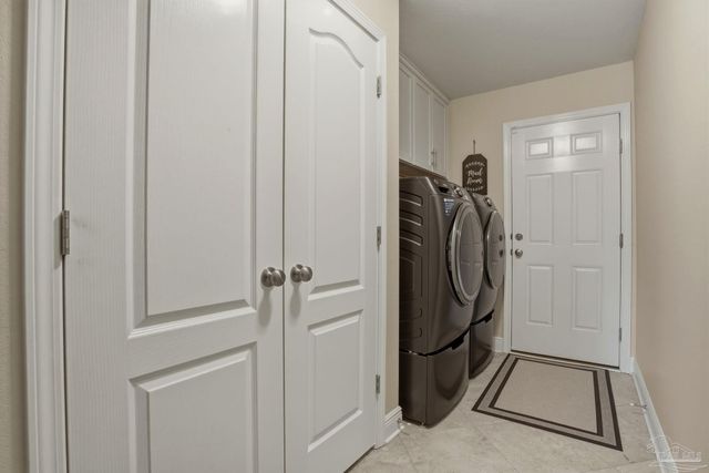 5514 Dunridge Dr, Pace, FL 32571