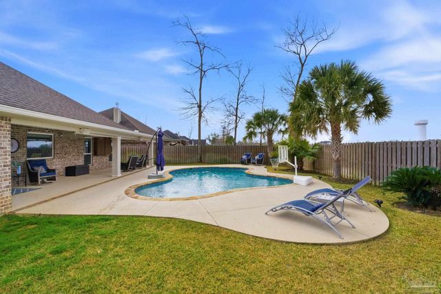 5514 Dunridge Dr, Pace, FL 32571