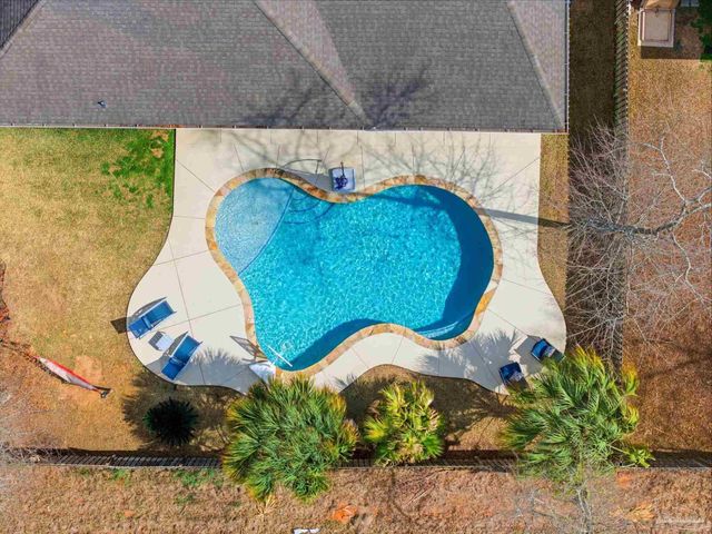 5514 Dunridge Dr, Pace, FL 32571