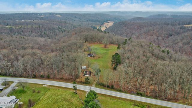 1903 Hanging Limb Hwy, Crawford, TN 38554