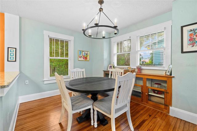1006 11TH AVENUE W, Bradenton, FL 34205
