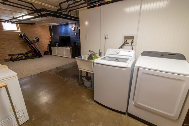 937 Warren Street, Huntington, IN 46750
