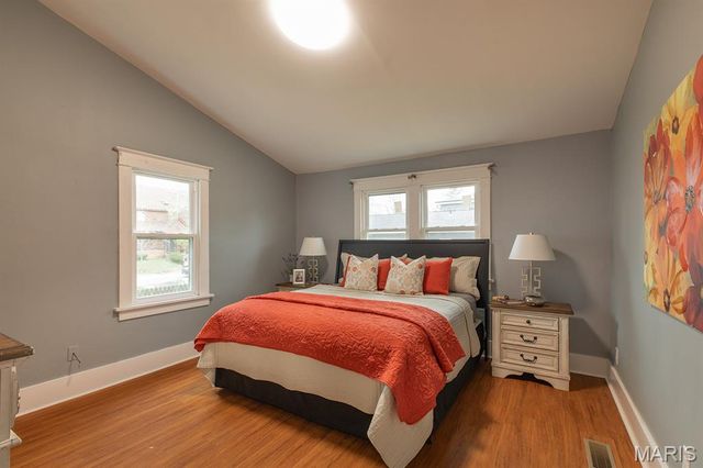 523 Hillsboro Avenue, Edwardsville, IL 62025