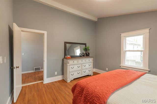 523 Hillsboro Avenue, Edwardsville, IL 62025