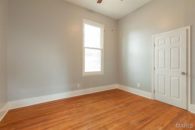523 Hillsboro Avenue, Edwardsville, IL 62025