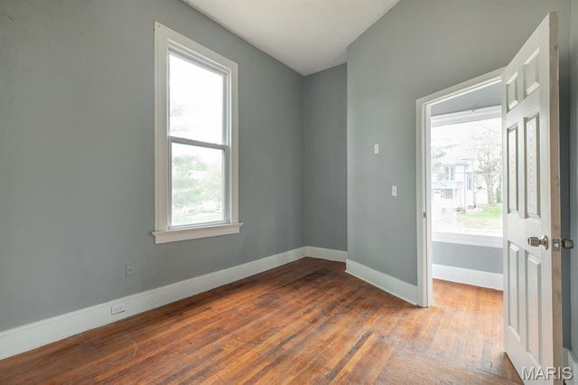 523 Hillsboro Avenue, Edwardsville, IL 62025