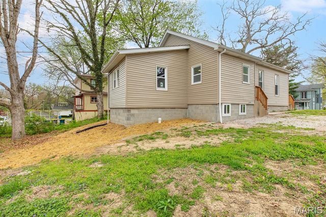523 Hillsboro Avenue, Edwardsville, IL 62025