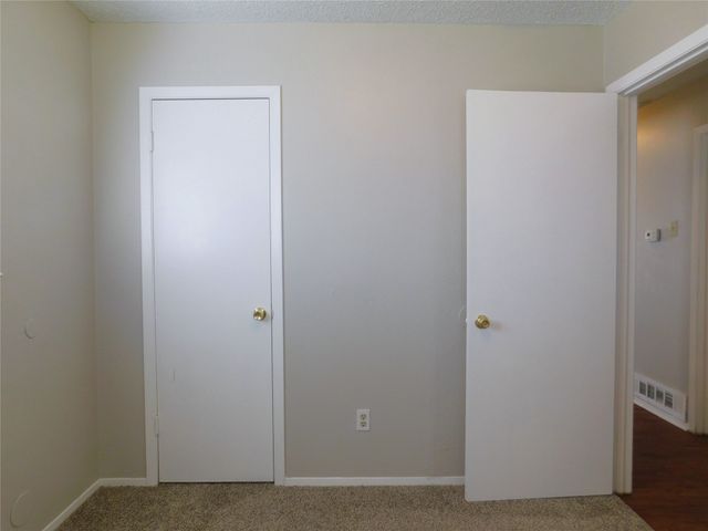 1705 White Oak Court, Denton, TX 76209