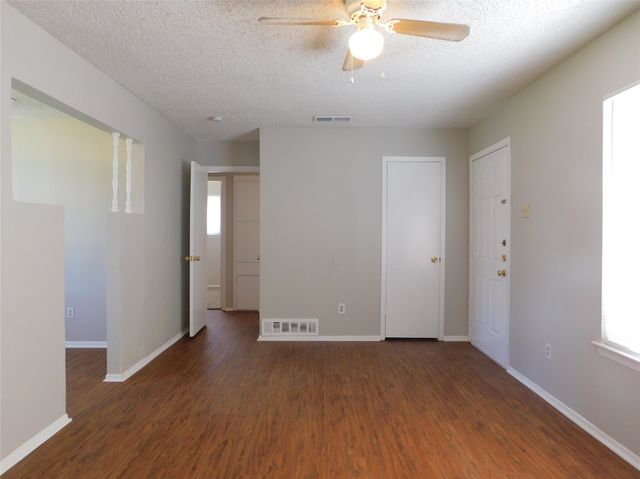 1705 White Oak Court, Denton, TX 76209