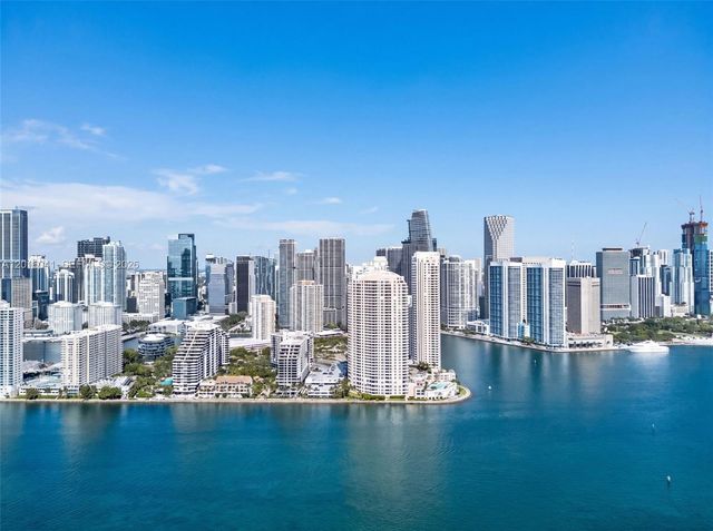 808 Brickell Key Dr 3304, Miami, FL 33131