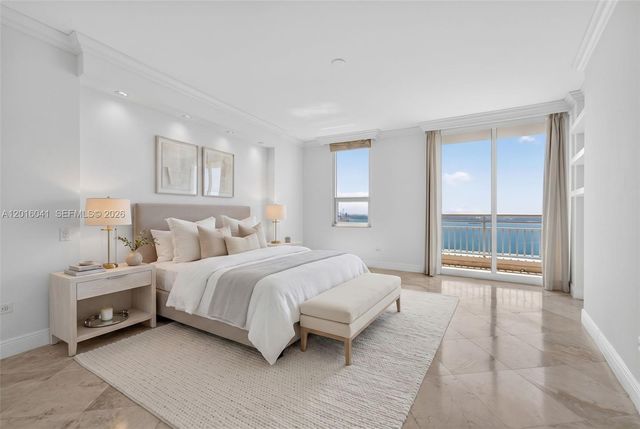 808 Brickell Key Dr 3304, Miami, FL 33131