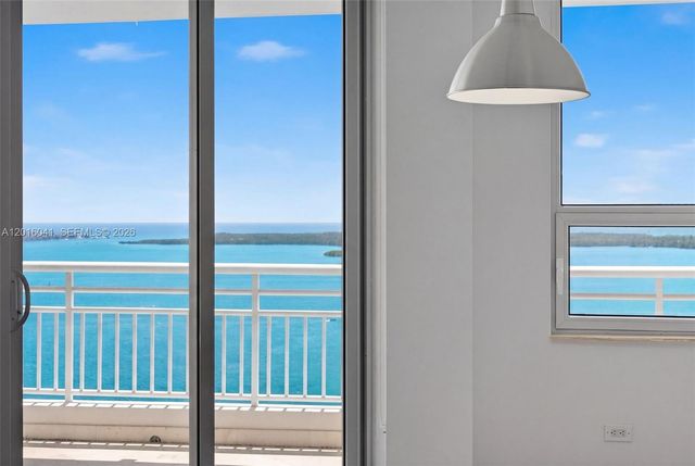 808 Brickell Key Dr 3304, Miami, FL 33131