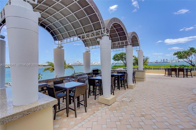 808 Brickell Key Dr 3304, Miami, FL 33131