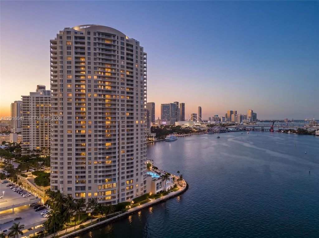 808 Brickell Key Dr 3304, Miami, FL 33131