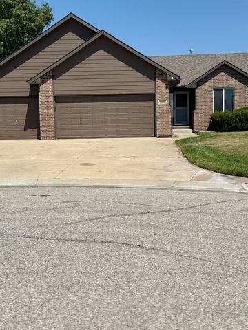 1605 N Nickelton Cir, Wichita, KS 67235