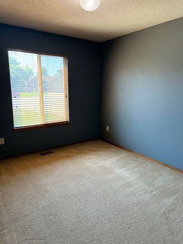 1605 N Nickelton Cir, Wichita, KS 67235