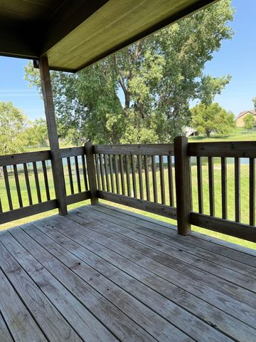 1605 N Nickelton Cir, Wichita, KS 67235